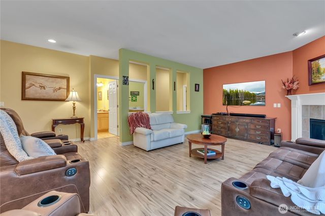 6615 94th Street Ct NW, Gig Harbor, WA 98332