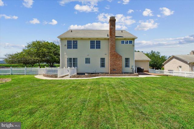 8009 STONE RIDGE DR, Frederick, MD 21702