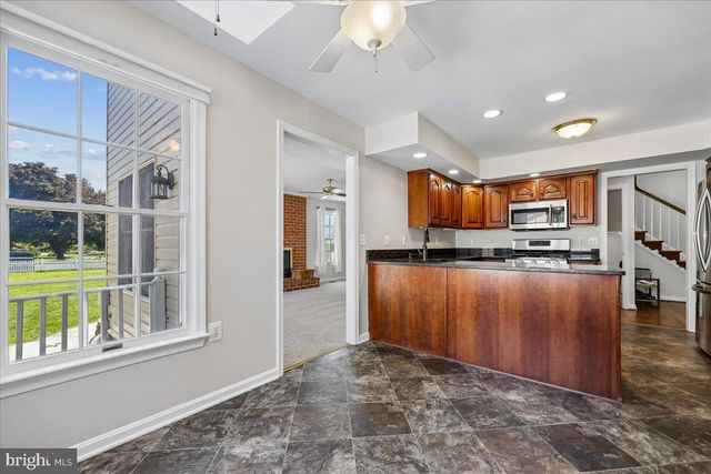 8009 STONE RIDGE DR, Frederick, MD 21702