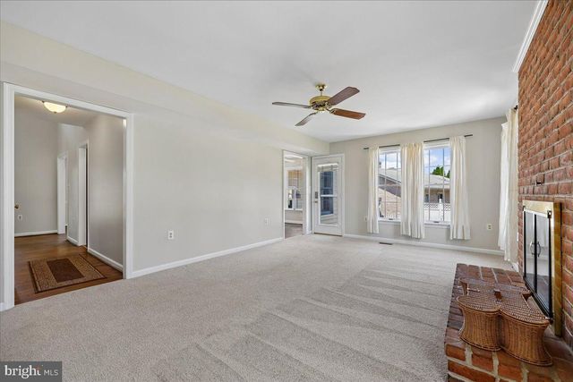 8009 STONE RIDGE DR, Frederick, MD 21702