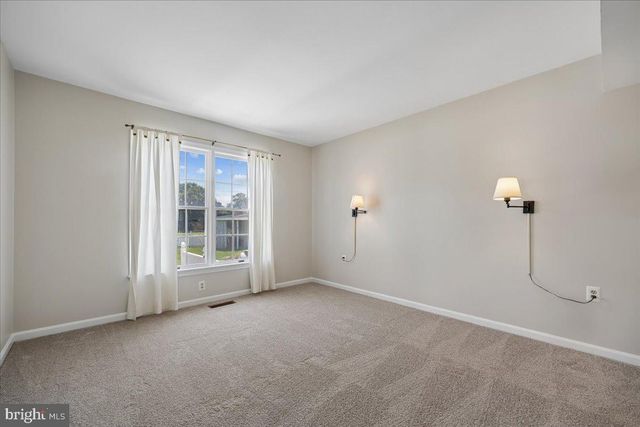 8009 STONE RIDGE DR, Frederick, MD 21702