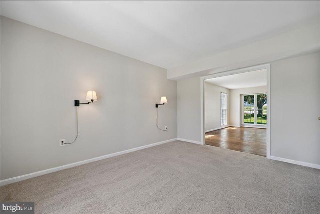 8009 STONE RIDGE DR, Frederick, MD 21702