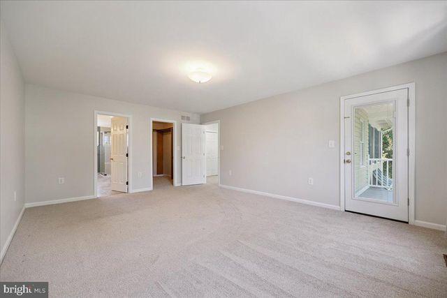 8009 STONE RIDGE DR, Frederick, MD 21702