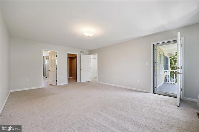 8009 STONE RIDGE DR, Frederick, MD 21702