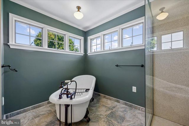 8009 STONE RIDGE DR, Frederick, MD 21702