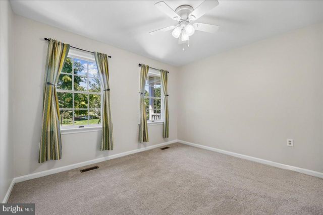 8009 STONE RIDGE DR, Frederick, MD 21702