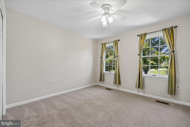 8009 STONE RIDGE DR, Frederick, MD 21702