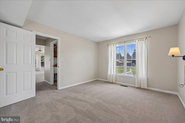 8009 STONE RIDGE DR, Frederick, MD 21702
