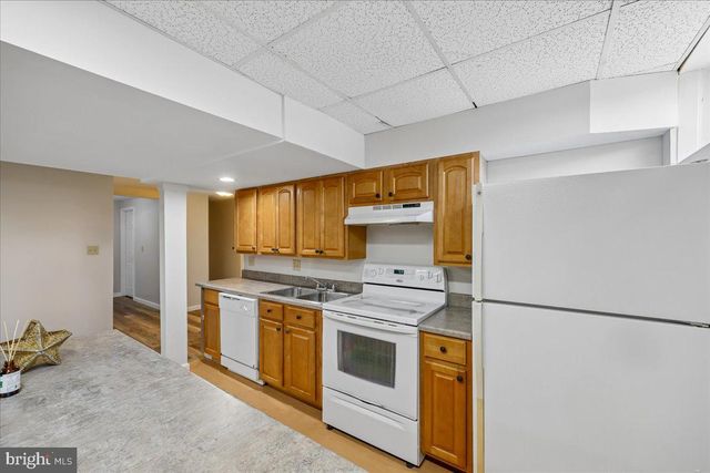 8009 STONE RIDGE DR, Frederick, MD 21702