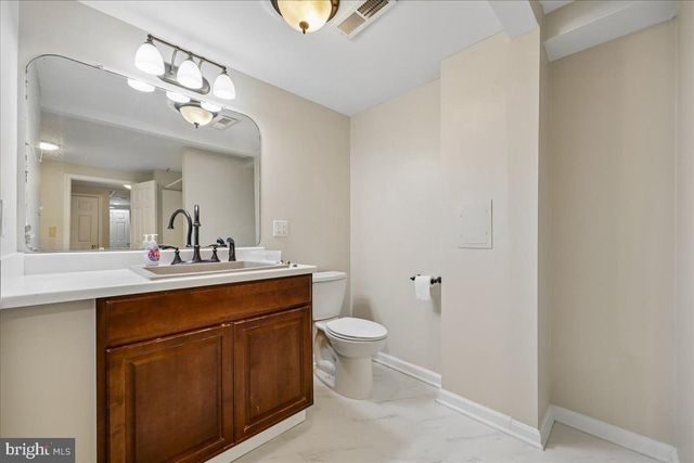 8009 STONE RIDGE DR, Frederick, MD 21702