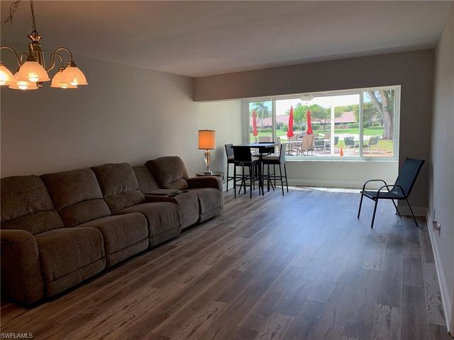 6220 Augusta DR 107, Fort Myers, FL 33907