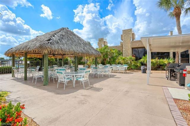 6220 Augusta DR 107, Fort Myers, FL 33907