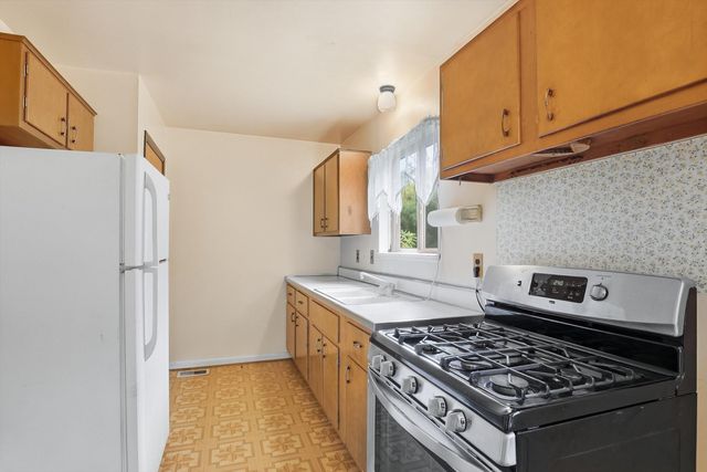 1692 N Hix Road, Westland, MI 48185