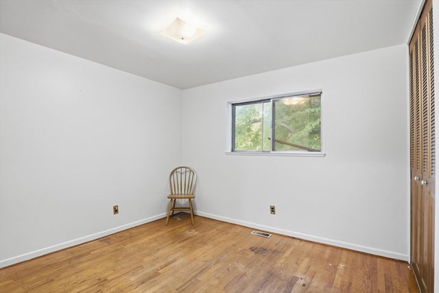 1692 N Hix Road, Westland, MI 48185