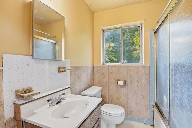 1692 N Hix Road, Westland, MI 48185