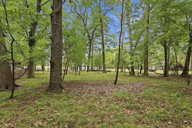 1692 N Hix Road, Westland, MI 48185