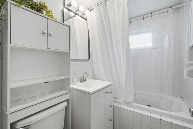 11 Archer Ave, Revere, MA 02151