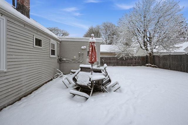 11 Archer Ave, Revere, MA 02151