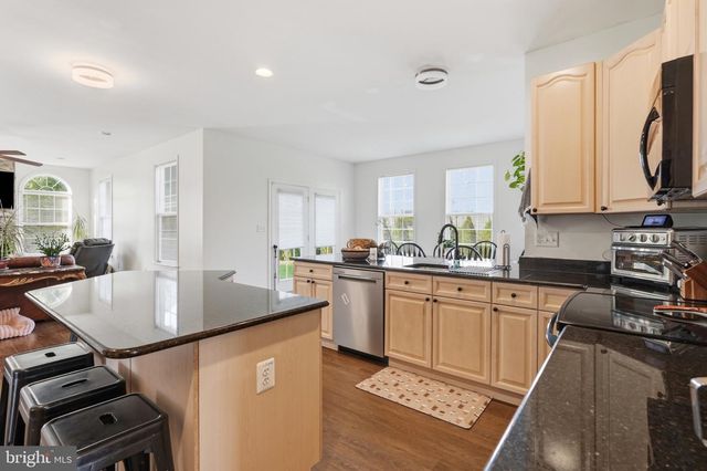 358 BRANDENBURG DR, Falling Waters, WV 25419