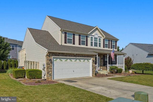 358 BRANDENBURG DR, Falling Waters, WV 25419