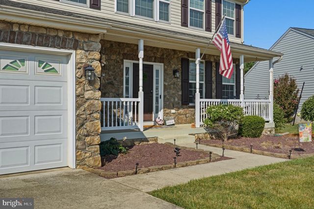 358 BRANDENBURG DR, Falling Waters, WV 25419