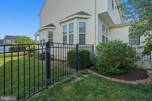 358 BRANDENBURG DR, Falling Waters, WV 25419