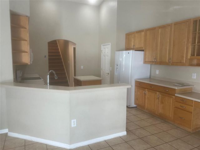10237 SHADOW BRANCH DRIVE, Tampa, FL 33647