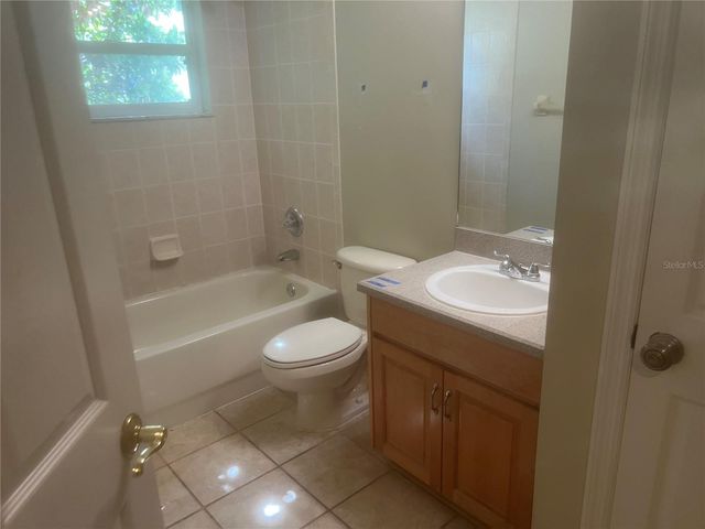 10237 SHADOW BRANCH DRIVE, Tampa, FL 33647