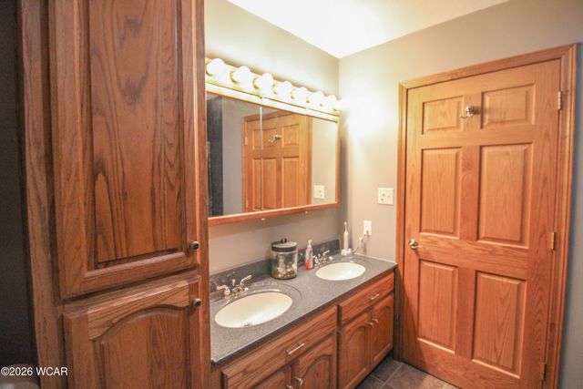 3746 Armstead Place, Lima, OH 45804