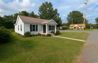 8200 W 34th Street, Little Rock, AR 72204