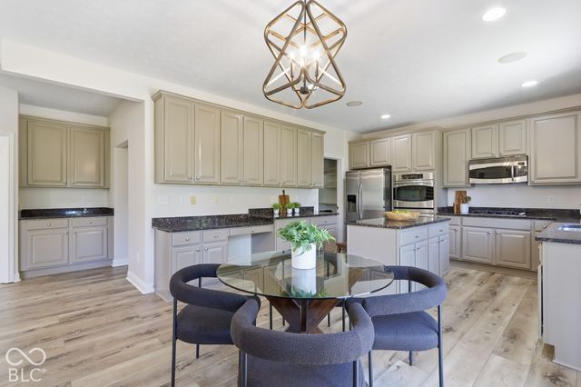 12558 Talon Crest Drive, Fishers, IN 46037