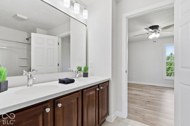 12558 Talon Crest Drive, Fishers, IN 46037