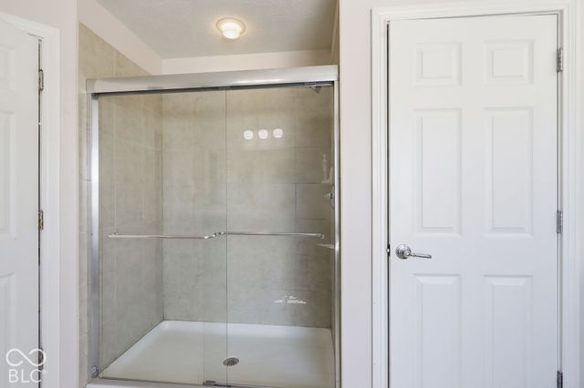 12558 Talon Crest Drive, Fishers, IN 46037