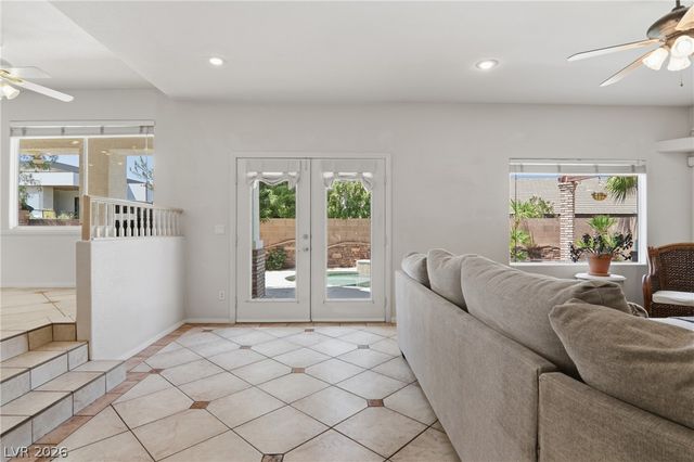 2218 Alanhurst Drive, Henderson, NV 89052