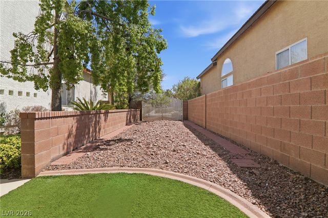 2218 Alanhurst Drive, Henderson, NV 89052