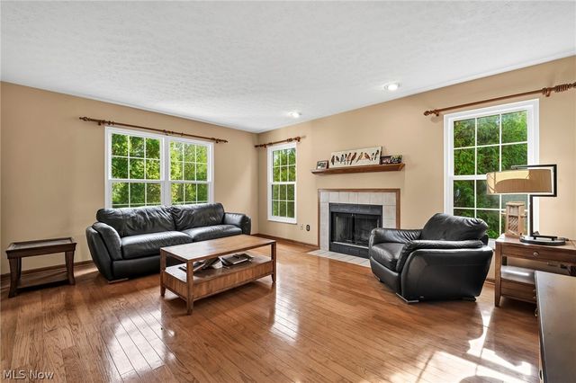 2573 Stonecreek Drive, Akron, OH 44320