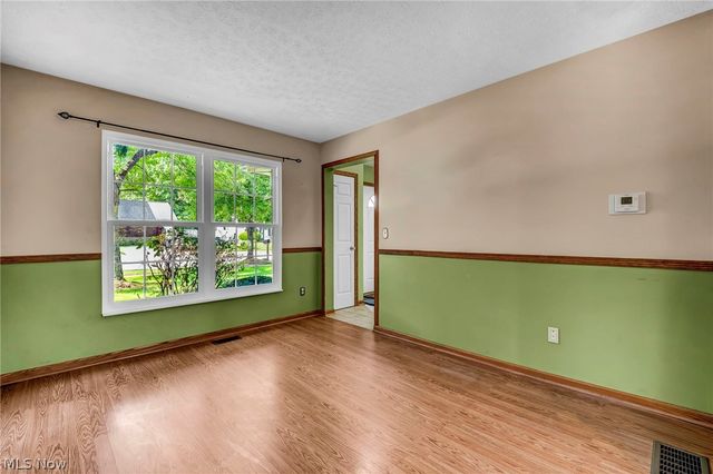 2573 Stonecreek Drive, Akron, OH 44320