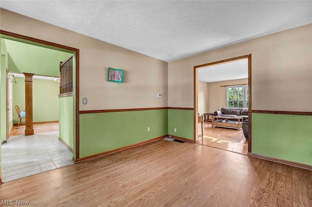 2573 Stonecreek Drive, Akron, OH 44320