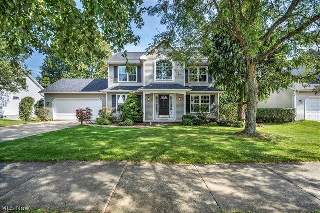 2573 Stonecreek Drive, Akron, OH 44320