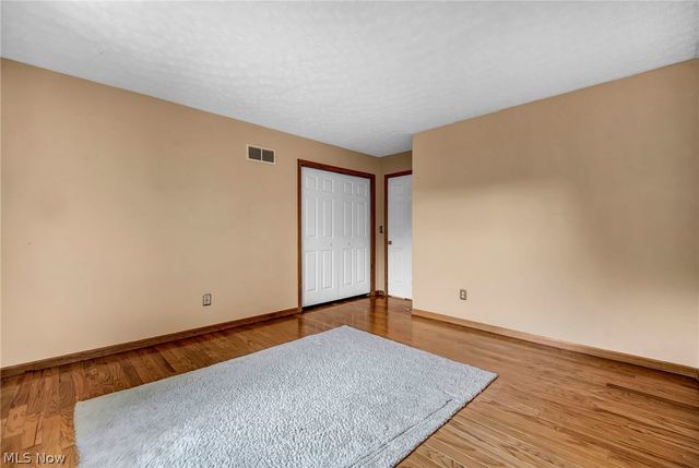 2573 Stonecreek Drive, Akron, OH 44320