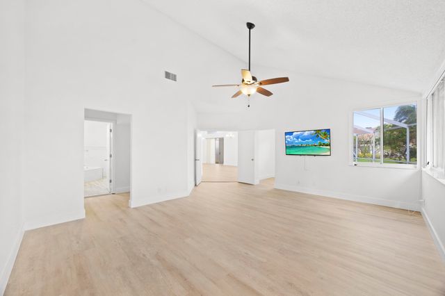 17192 Newport Club Drive, Boca Raton, FL 33496