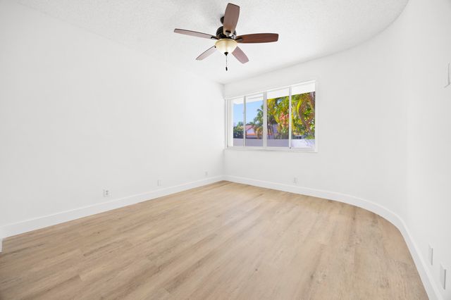 17192 Newport Club Drive, Boca Raton, FL 33496