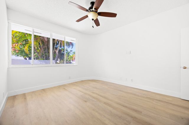 17192 Newport Club Drive, Boca Raton, FL 33496