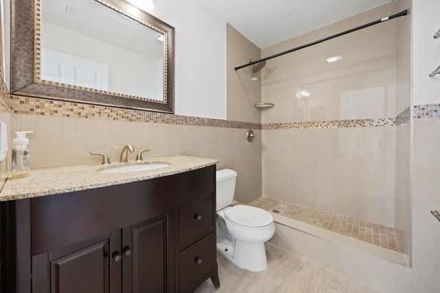 17192 Newport Club Drive, Boca Raton, FL 33496