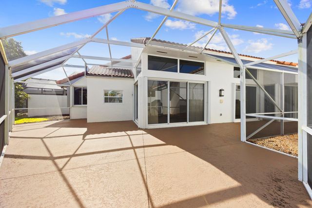 17192 Newport Club Drive, Boca Raton, FL 33496