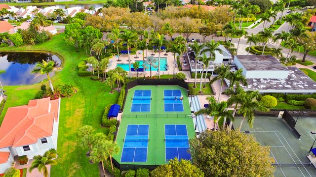 17192 Newport Club Drive, Boca Raton, FL 33496