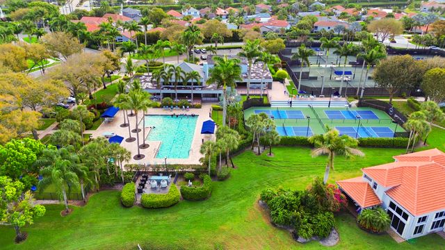 17192 Newport Club Drive, Boca Raton, FL 33496