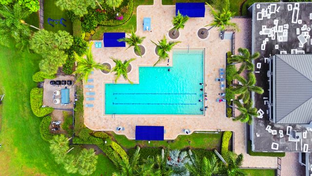 17192 Newport Club Drive, Boca Raton, FL 33496