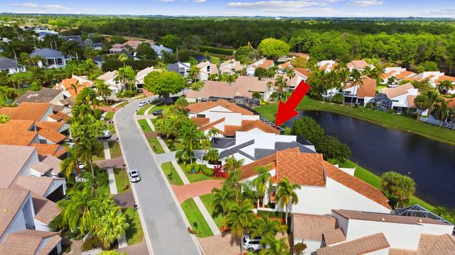 17192 Newport Club Drive, Boca Raton, FL 33496