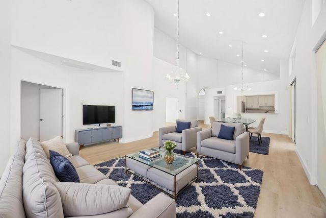 17192 Newport Club Drive, Boca Raton, FL 33496